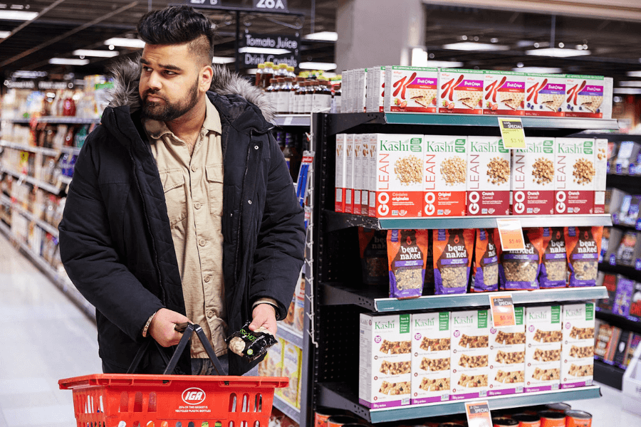 6 Tips for Creating a Safe (but Festive) Shopping Experience