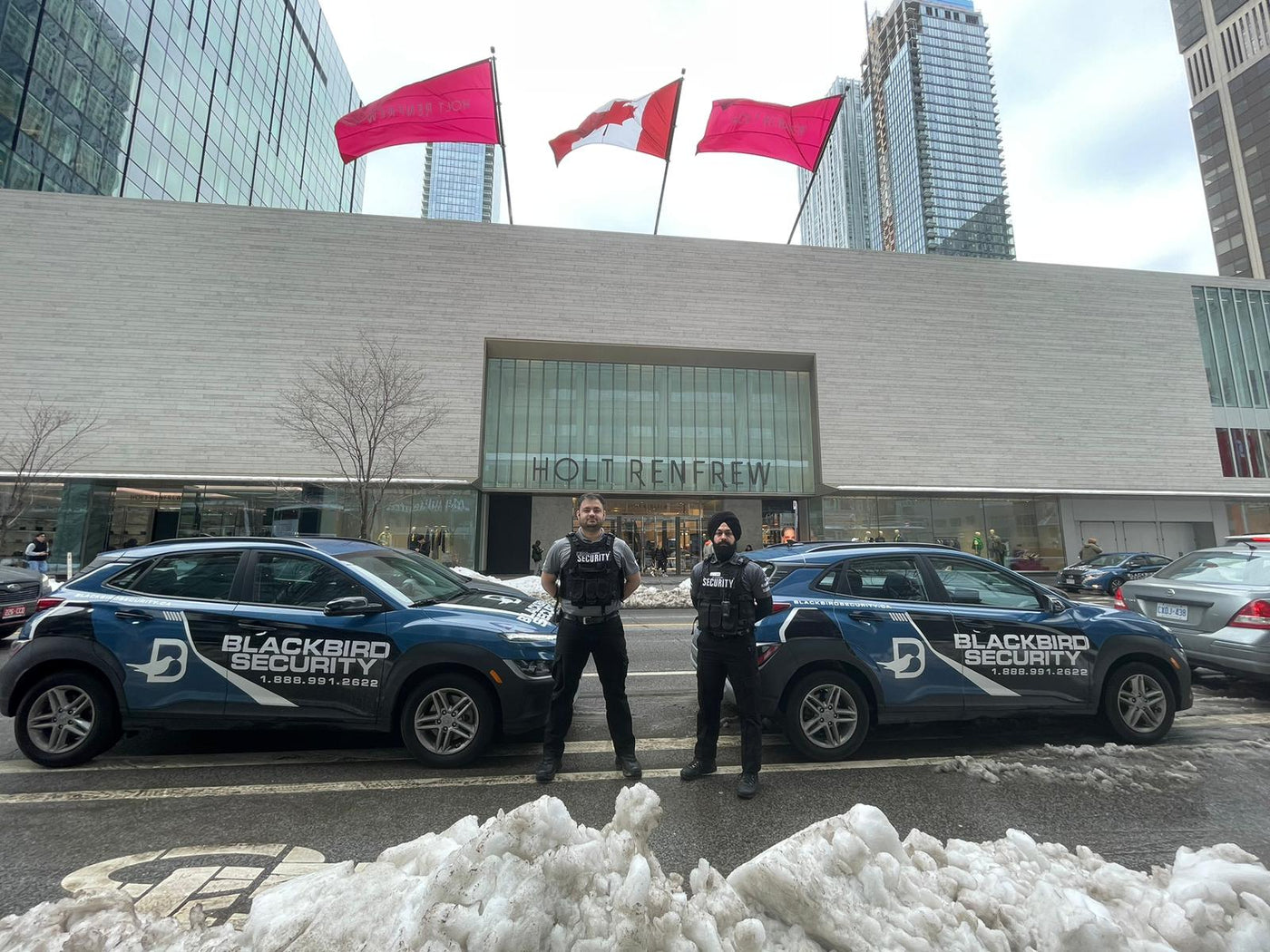 Blackbird Security keeps retail businesses secure with mobile patrol security and uniformed security across Canada Toronto Vancouver Regina Edmonton 