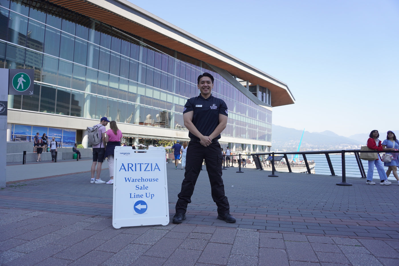 Blackbird Provides Event Security at the Aritzia Warehouse Sale